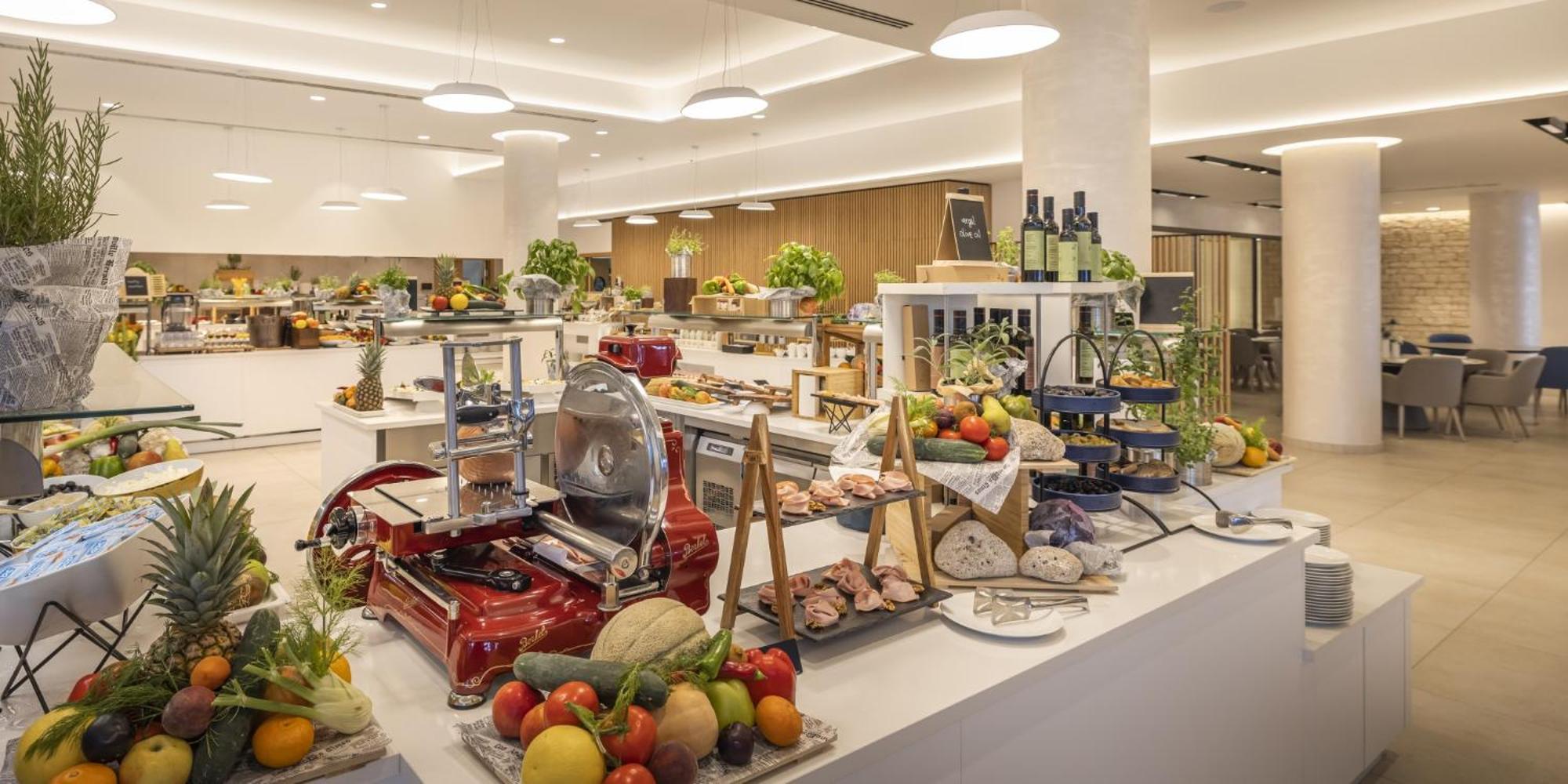 Hotel Aminess Laurel Khalani 5*