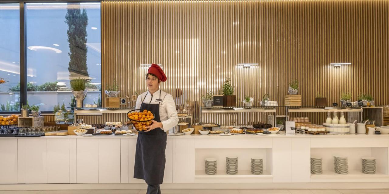 Hotel Aminess Laurel Khalani 5*