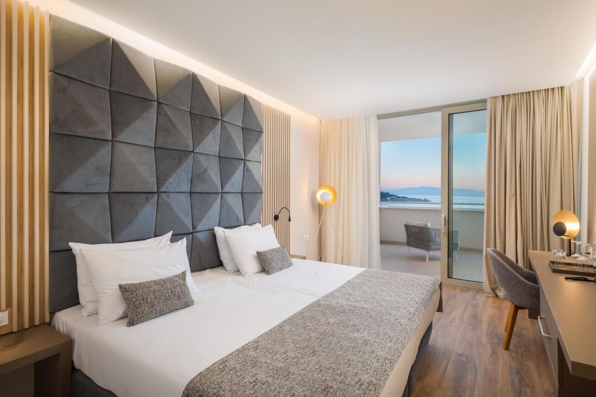 Aminess Laurel Khalani 5* Makarska